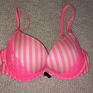 Victoria Secrete Push-Up Bra